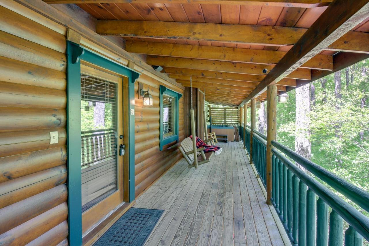 Gatlinburg Family Cabin With Private Hot Tub And Deck! Villa Exterior photo